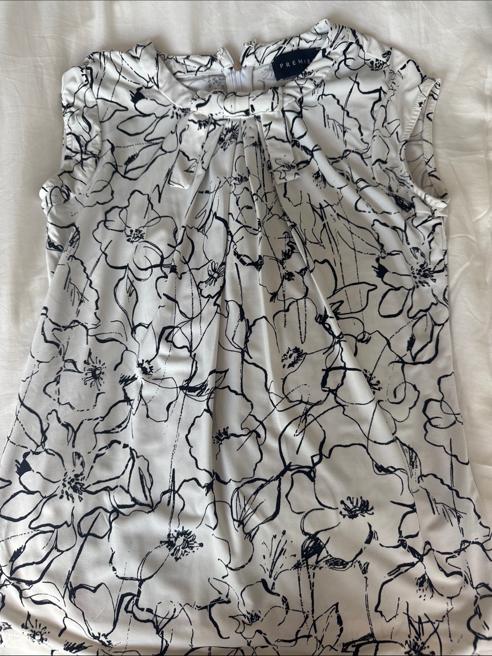 Premise White and Black Floral Sleeveless Top